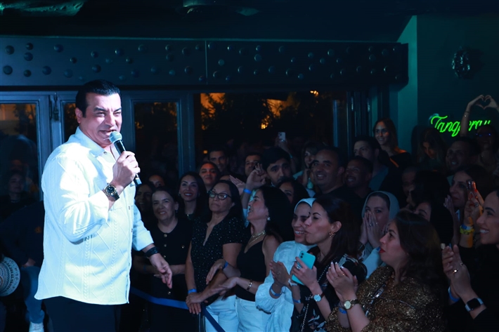 بأقوى أغاني التسعينيات ... إيهاب توفيق يعلن انطلاق حفلات موسم الصيف