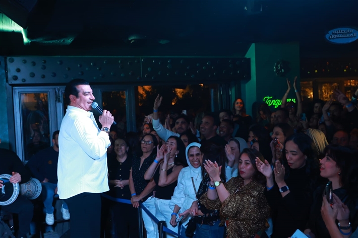 بأقوى أغاني التسعينيات ... إيهاب توفيق يعلن انطلاق حفلات موسم الصيف