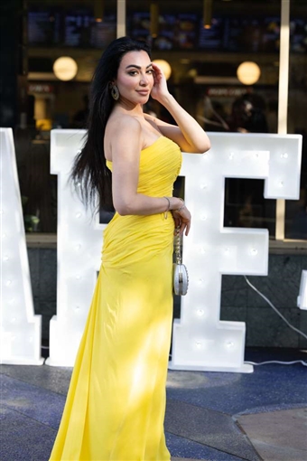 ريهام عبد الغفور وأحمد السعدني ومايان السيد وميرهان حسين في حفل افتتاح الدورة الخامسة من مهرجان هوليوود للفيلم العربي