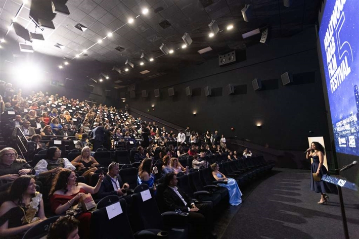 ريهام عبد الغفور وأحمد السعدني ومايان السيد وميرهان حسين في حفل افتتاح الدورة الخامسة من مهرجان هوليوود للفيلم العربي