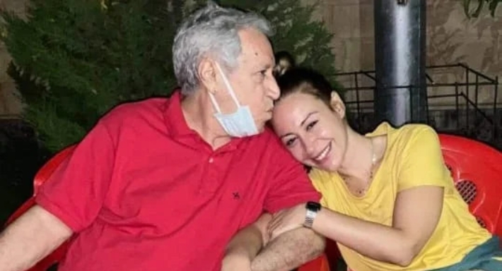 منة شلبي ووالدها