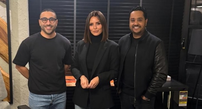 إيمان العاصي وفريق مسلسل انفصال