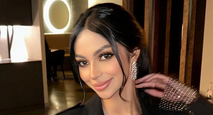 الفنانة الإماراتية روضة محمد