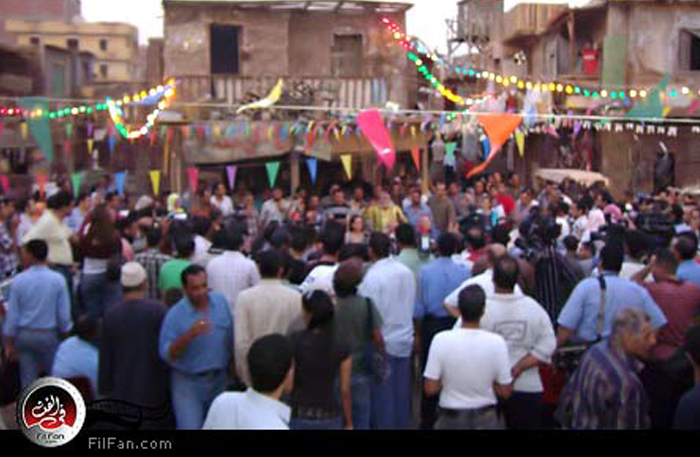 الزحام الشديد خلال المؤتمر الصحفي لفيلم &quot;حين ميسرة&quot; في الحي الشعبي بستوديو مصر