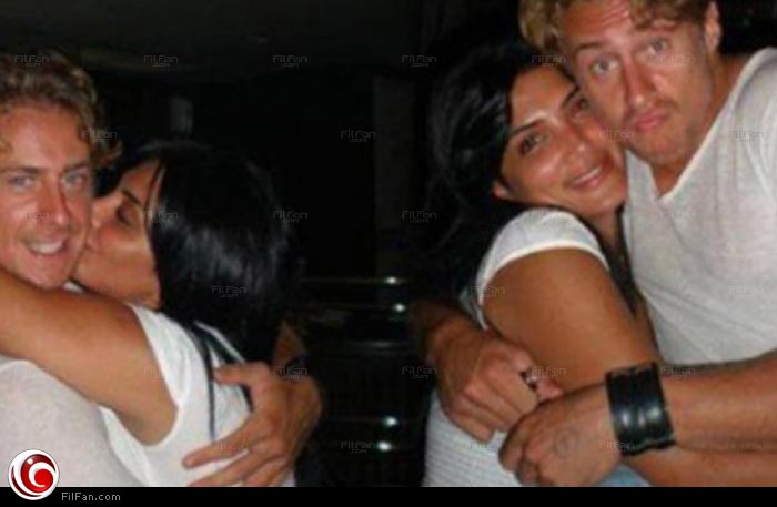 حورية مع صديقها