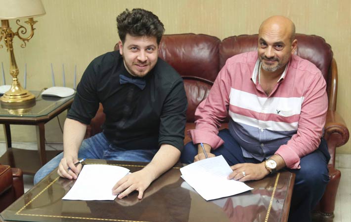 محمد قماح يوقع مع مزيكا