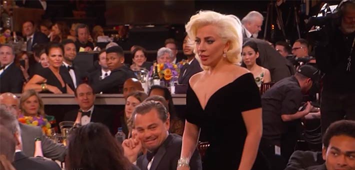 ليوناردو دي كابريو مندهش من لمس ليدي جاجا له في حفل &quot;جولدن جلوب&quot; 2016