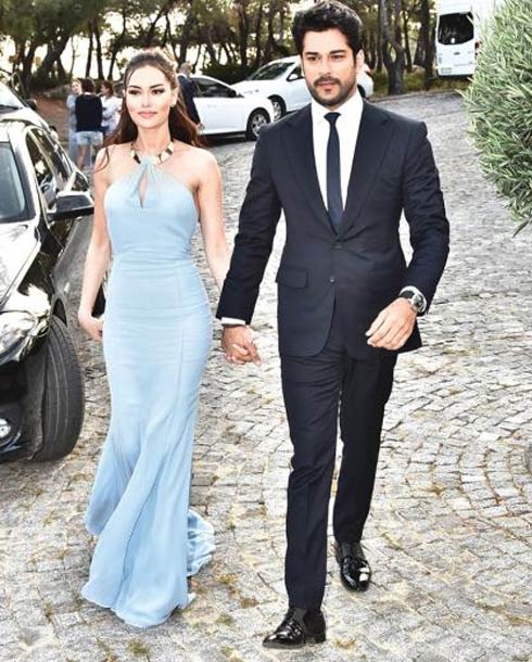 بوراك أوزجيفت وفهرية أفجين