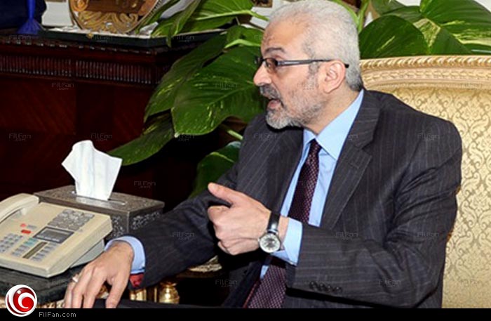 علاء عبد العزيز وزير الثقافة السابق