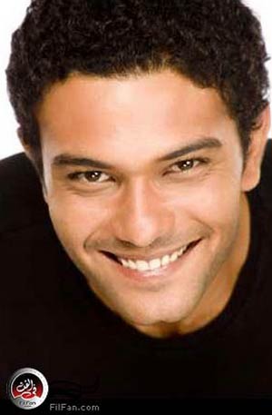 آسر ياسين بطل الفيلم