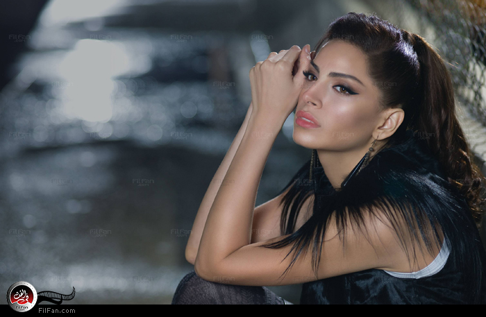 آمال ماهر في لقطة من الكليب