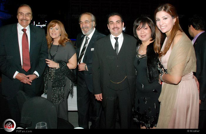 النجوم في حفل الافتتاح