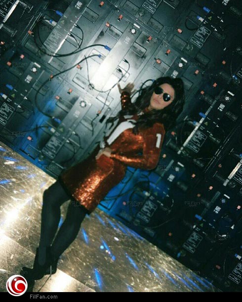 إطلالة أحلام في الحلقة السادسة المباشرة