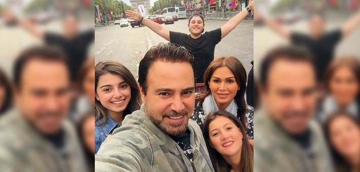 عاصي الحلاني مع عائلته