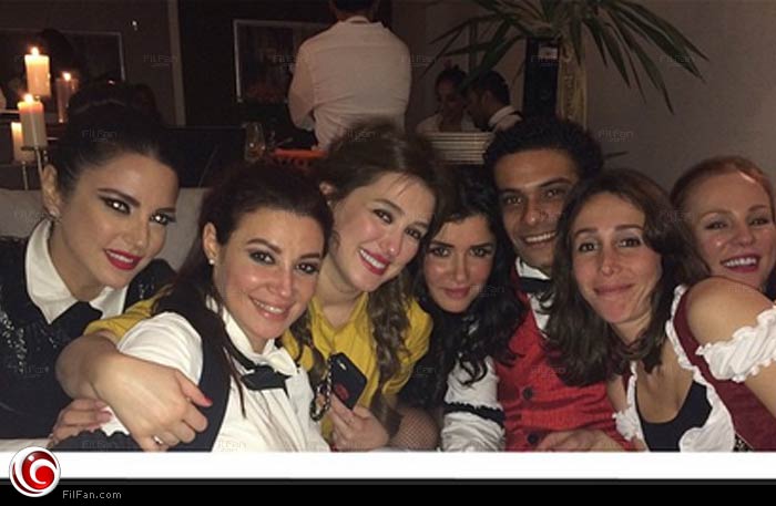 آسر ياسين وسط جميلات الفن