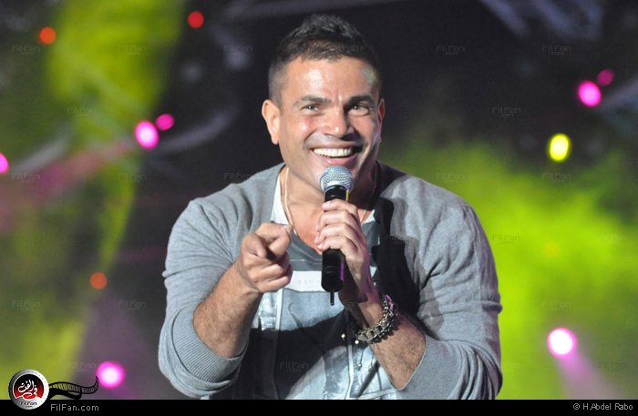 لم يتوقف عن "الضحك" مع جمهوره طوال الحفل