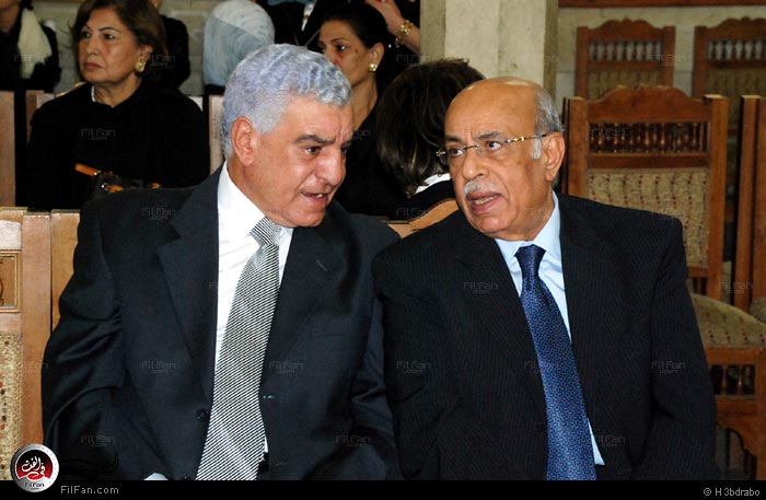 مفيد شهاب وزاهي حواس