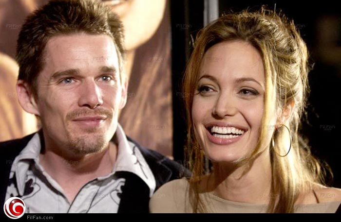 أنجلينا جولي مع إيثان هوك