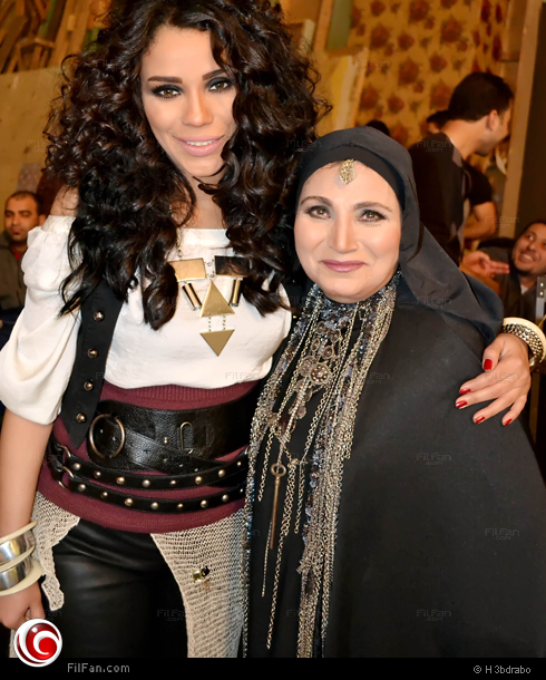 فاطمة عيد مع أمينة