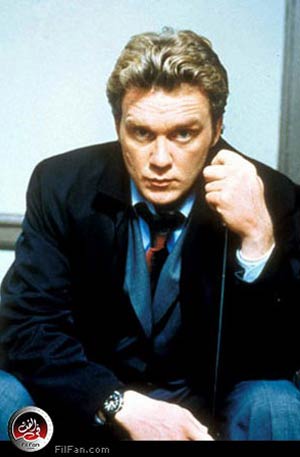 أنطوني مايكل هال