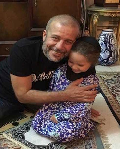 شريف منير وحفيدته