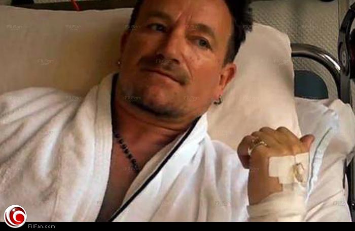 بونو في صورة له وهو بالمستشفى عام 2010 انتشرت على أنها أثناء علاجه من &quot;الإيبولا&quot;