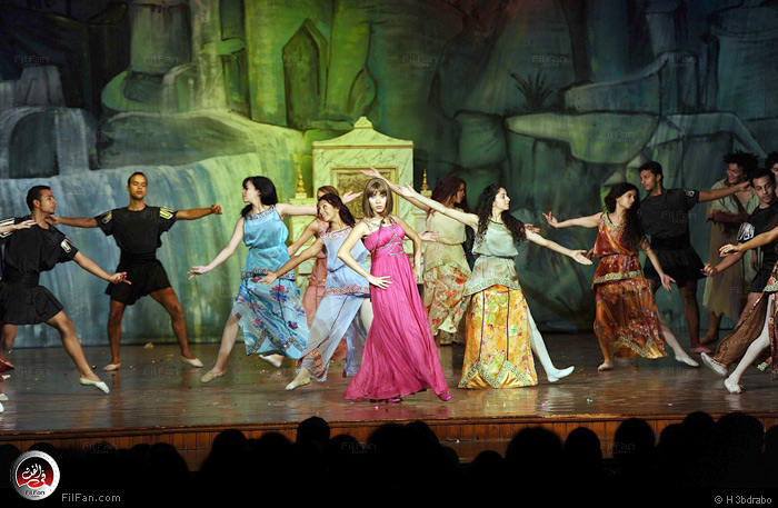 زيزي في &quot;براكسا&quot;