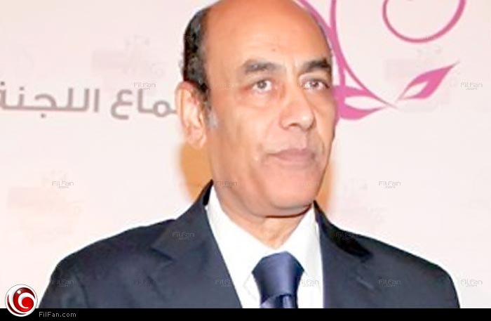 الفنان أحمد بدير يطالب بمنع أحمد عبد الظاهر من اللعب مدى الحياة