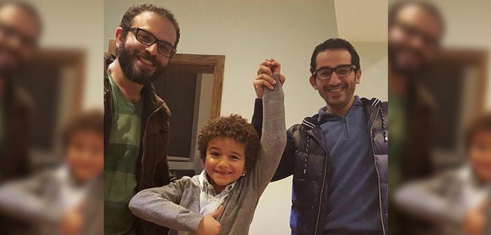 المخرج أحمد البنادري مع أحمد حلمي والطفل عمر محمد نور