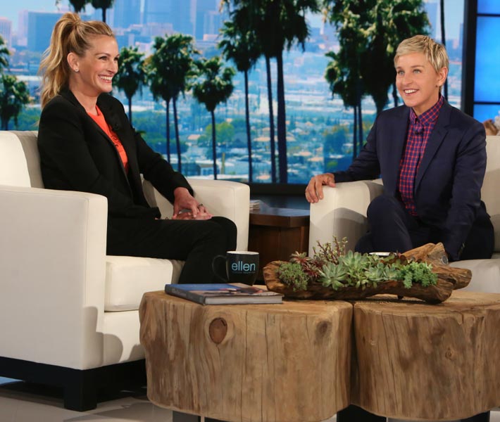 جوليا روبرتس وإلين ديجينيريس
