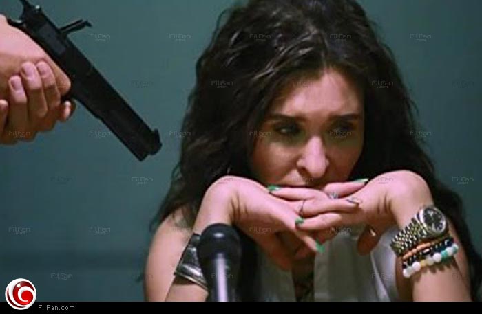 دينا في غرفة التحقيقات ببرنامج &quot;فؤش في المعسكر&quot;