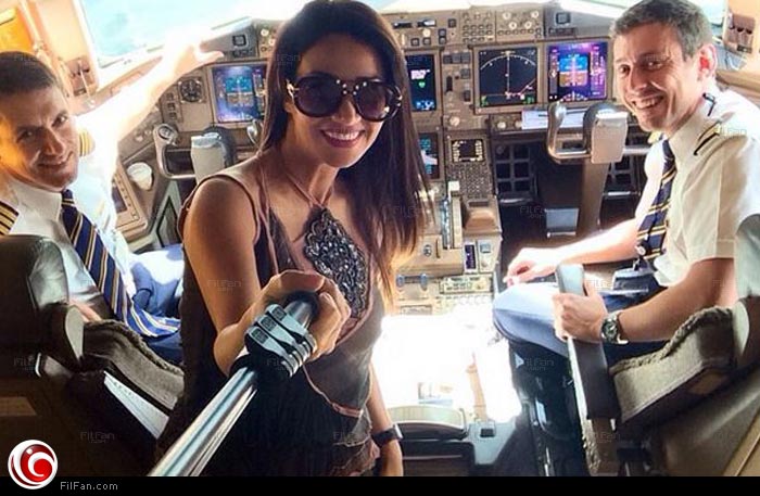 ديانا حداد تلتقط صورة &quot;ذاتية&quot; مع الطيارين