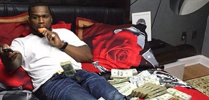 فيفتي سينت بجانب الأموال التي أثارت الشكوك حوله