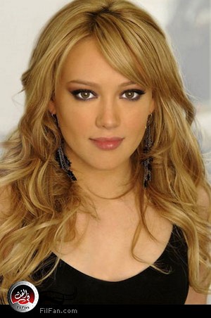 هلاري داف حامل