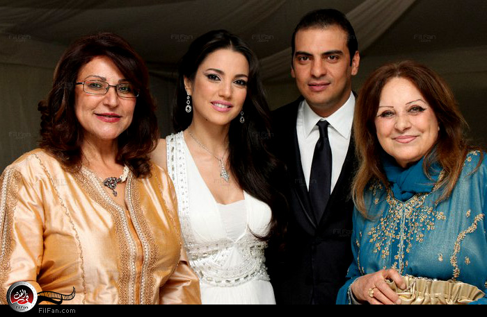 درة تحتفل بخطبتها على رجل أعمال تونسي