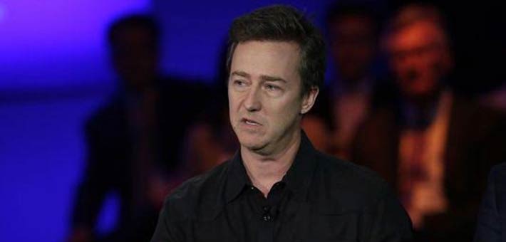 الممثل إدوارد نورتون