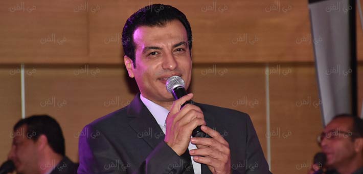 إيهاب توفيق