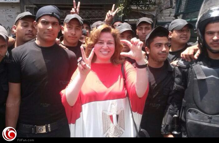 إلهام شاهين بعد الإدلاء بصوتها 