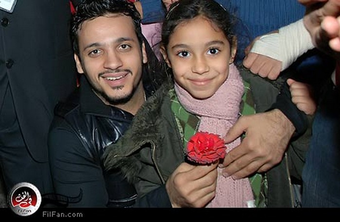 المطرب الشاب إيساف