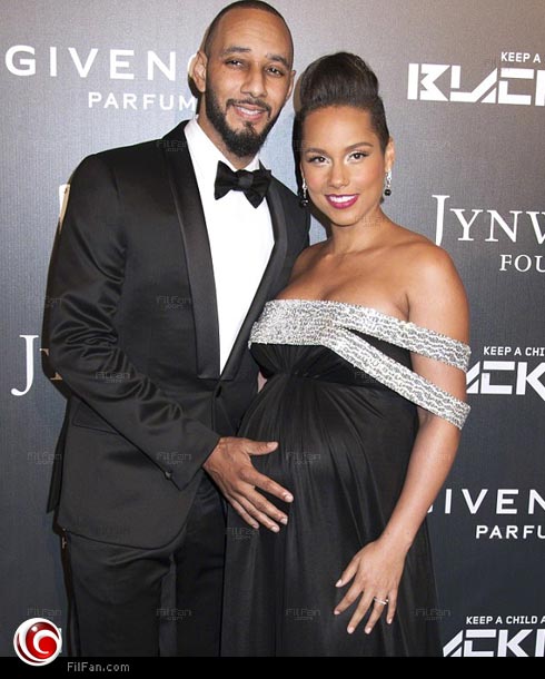 أليشيا كيز أثناء الحمل في جينيسيس علي دين