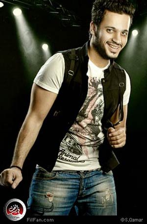 إيساف يغني لـ&quot;رد فعل&quot;