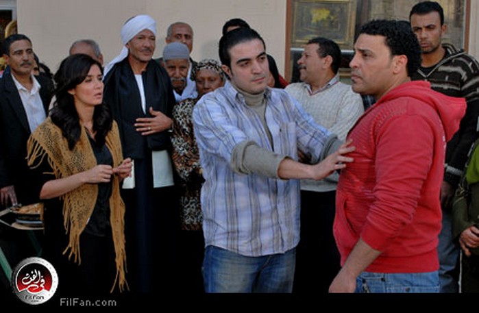 كريم منقوبة مع غادة عادل في &quot;فرح العمدة&quot;