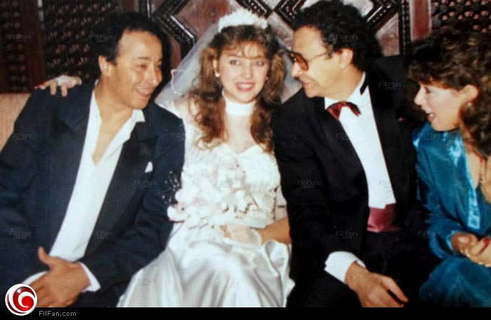 فايزة كمال ومراد منير في حفل زفافهما بأواخر الثمانينيات