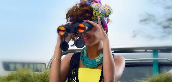 زيزي في لقطة من الكليب