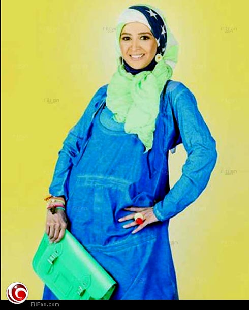 حنان ترك وهي حامل