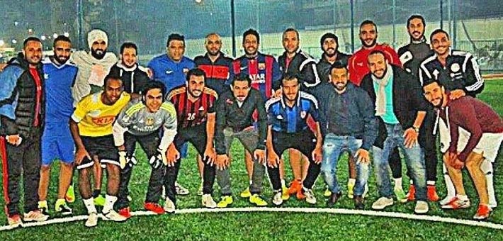 صورة للفريقان بعد المباراة