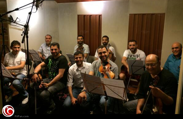 حمزة نمرة مع العازفين الأتراك في الأستوديو