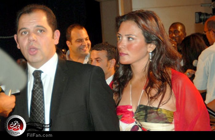 المخرج رامي إمام وزوجتة