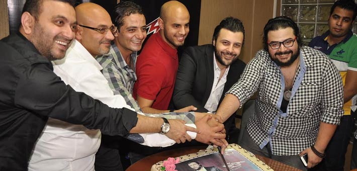 حسن نصير يحتفل مع مزيكا