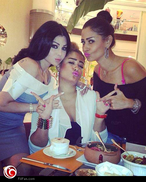 ساندي وإيناس وهيفاء